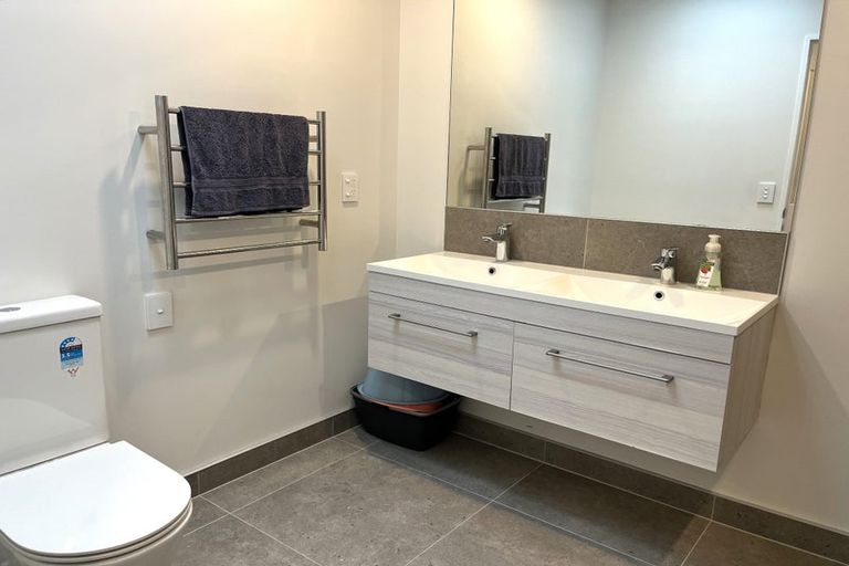 Photo of property in 26 Memorial Park Lane, Hobsonville, Auckland, 0618