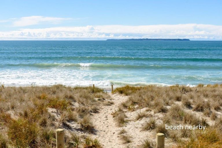 Photo of property in 1208b Papamoa Beach Road, Papamoa Beach, Papamoa, 3118