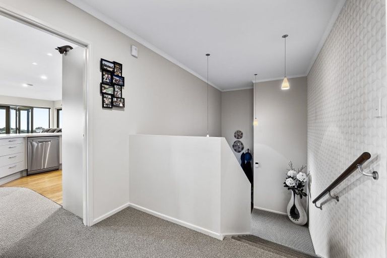 Photo of property in 11a Lemont Place, Westown, New Plymouth, 4310