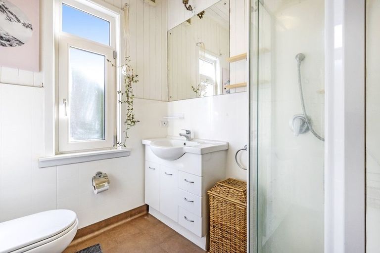 Photo of property in 41 Marriotts Road, North New Brighton, Christchurch, 8083