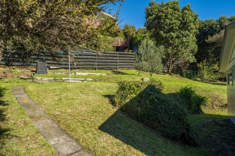 Photo of property in 23 Yarrow Place, Papakowhai, Porirua, 5024