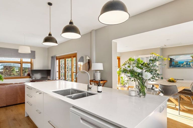 Photo of property in 53 Avenue Road, West End, Timaru, 7910