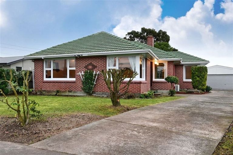 Photo of property in 7 Bendale Place, Avonhead, Christchurch, 8042