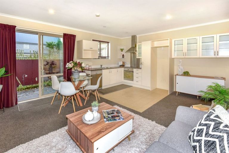 Photo of property in 1/164 North Parade, Richmond, Christchurch, 8013