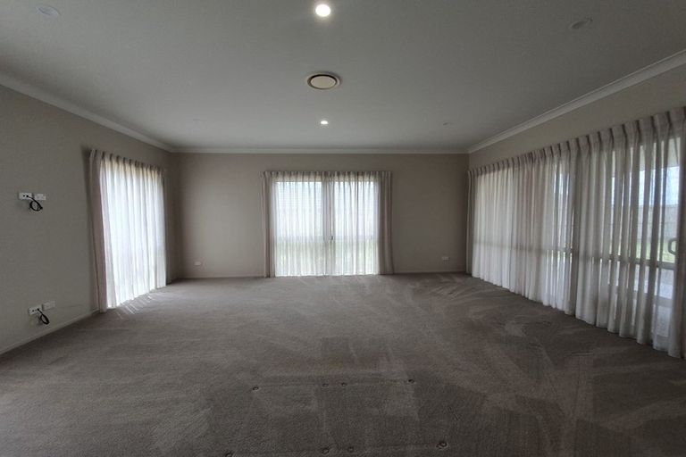 Photo of property in 9 Deol Drive, Pukekohe, 2120