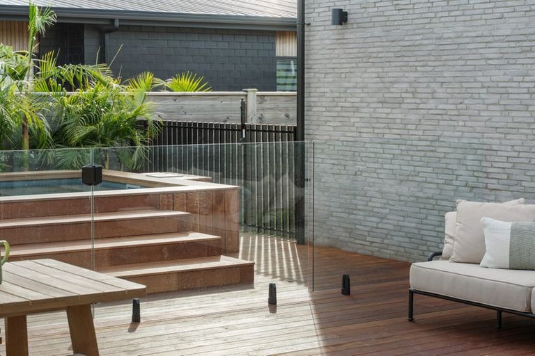 Photo of property in 21 William Gilbert Drive, Mangawhai, 0505