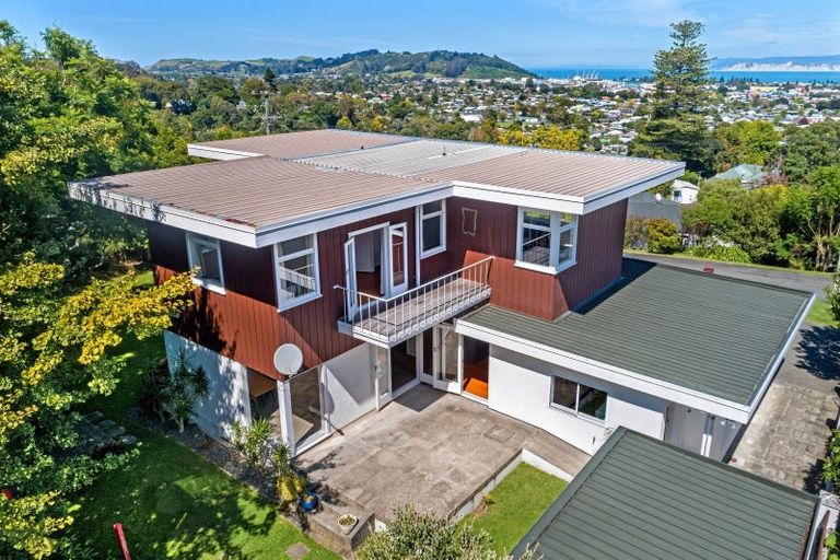 Photo of property in 24 Hill Road, Whataupoko, Gisborne, 4010