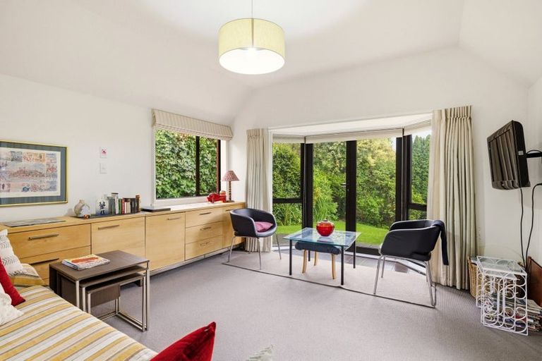 Photo of property in 1/3 Karitane Drive, Cashmere, Christchurch, 8022