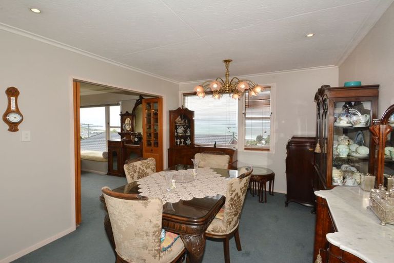 Photo of property in 171 Easther Crescent, Kew, Dunedin, 9012