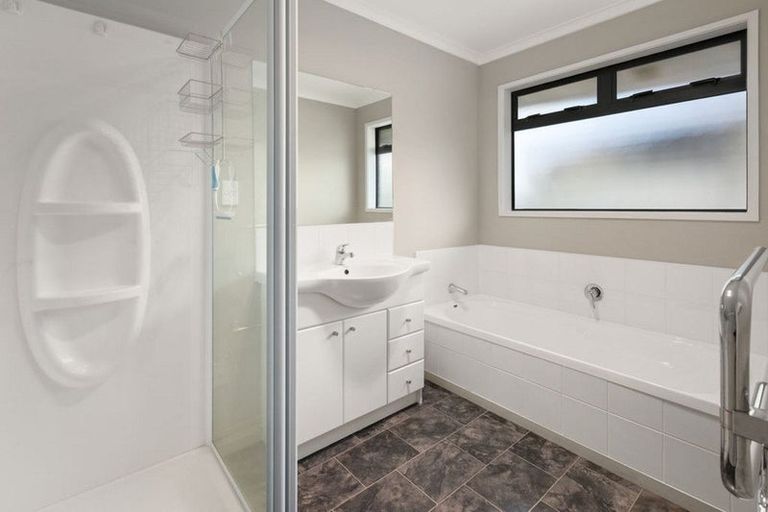 Photo of property in 14 Hoggard Place, Katikati, 3129