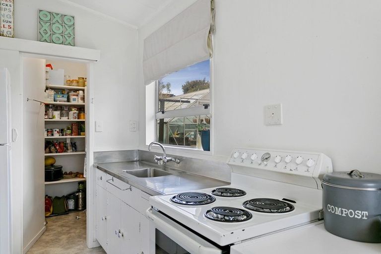 Photo of property in 1/4 Kereru Street, Two Mile Bay, Taupo, 3330