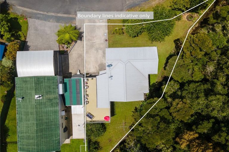 Photo of property in 15 Tohitapu Road, Paihia, 0200