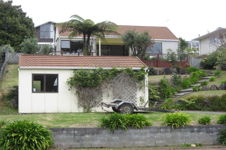 Photo of property in 24 Ambury Place, Merrilands, New Plymouth, 4312