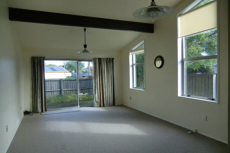 Photo of property in 1/422 Armagh Street, Linwood, Christchurch, 8011