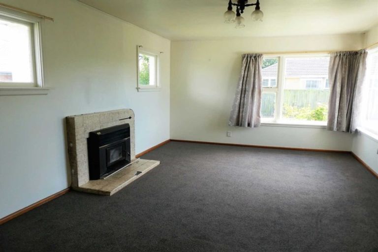 Photo of property in 12 Bellina Place, Broomfield, Christchurch, 8042