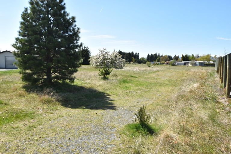 Photo of property in 22 Glencairn Road, Twizel, 7901