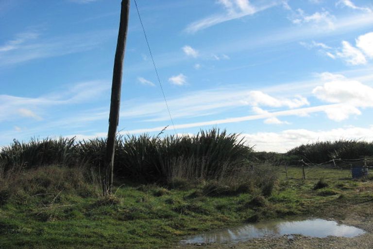 Photo of property in 112 Oki Street, Oreti Beach, Invercargill, 9879
