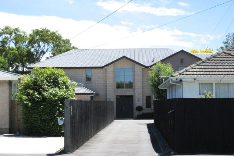 Photo of property in 135a Avonhead Road, Avonhead, Christchurch, 8042