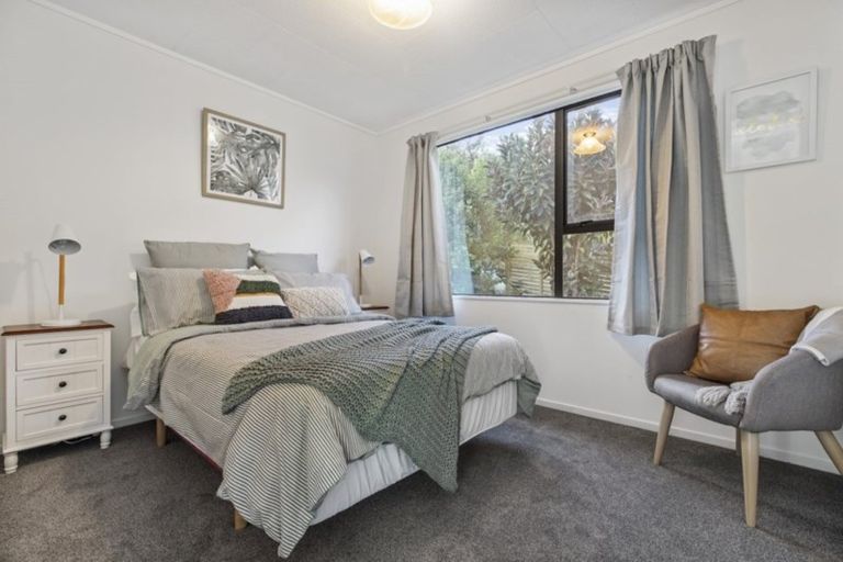 Photo of property in 48 Brixton Road, Manly, Whangaparaoa, 0930