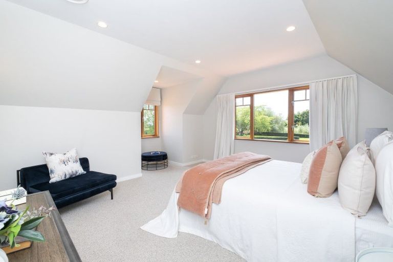 Photo of property in 140 Kopanga Road, Havelock North, 4130