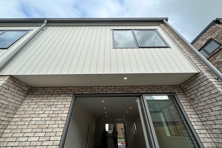 Photo of property in 105 Mangahoe Road, Mount Wellington, Auckland, 1062