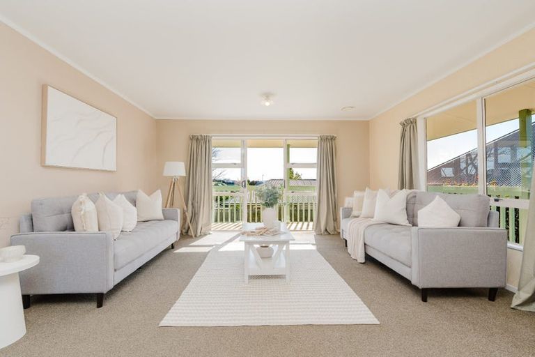 Photo of property in 95 Rototuna Road, Rototuna, Hamilton, 3210