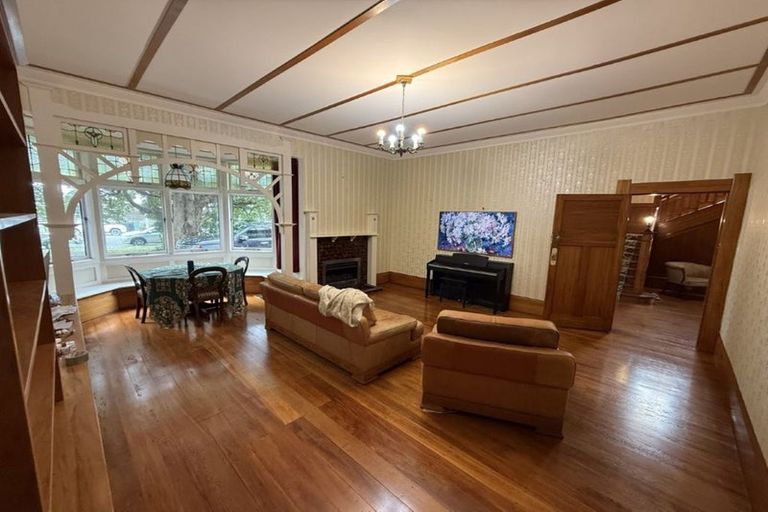 Photo of property in 5 Ormond Road, Whataupoko, Gisborne, 4010