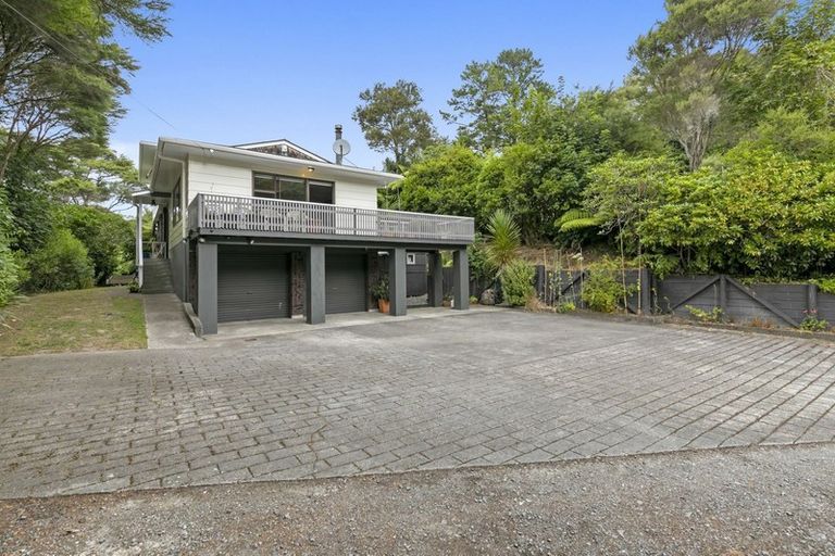 Photo of property in 11 Avian Crescent, Blue Mountains, Upper Hutt, 5371