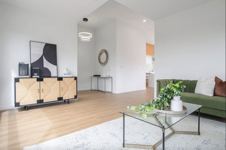 Photo of property in 17 Awanui Road, Red Beach, 0932