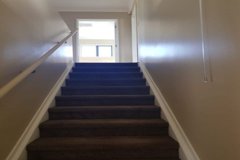 Photo of property in 63a Redoubt Road, Goodwood Heights, Auckland, 2105