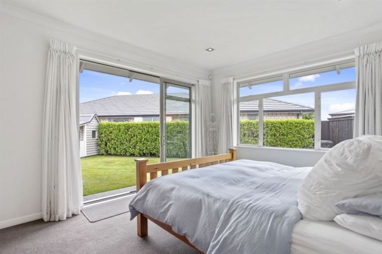Photo of property in 24 Somerville Crescent, Aidanfield, Christchurch, 8025