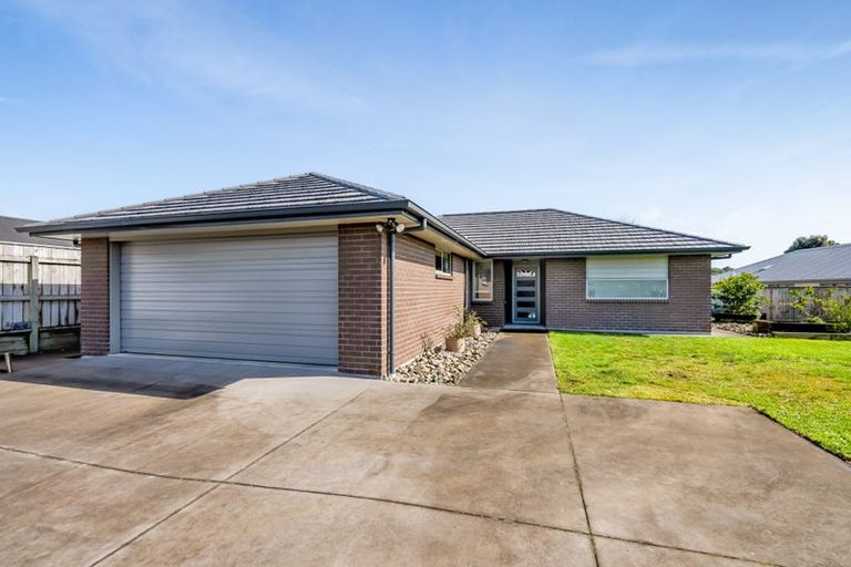Photo of property in 2 Huetu Place, Bell Block, New Plymouth, 4312