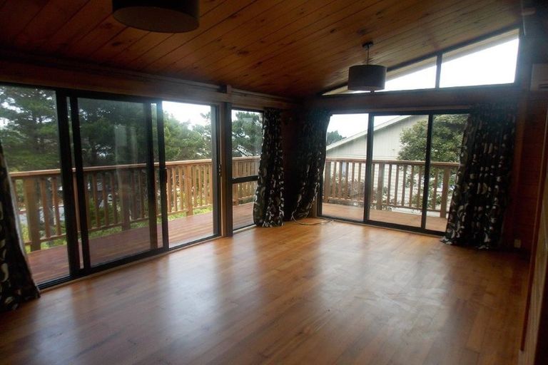 Photo of property in 156 Conclusion Street, Ascot Park, Porirua, 5024