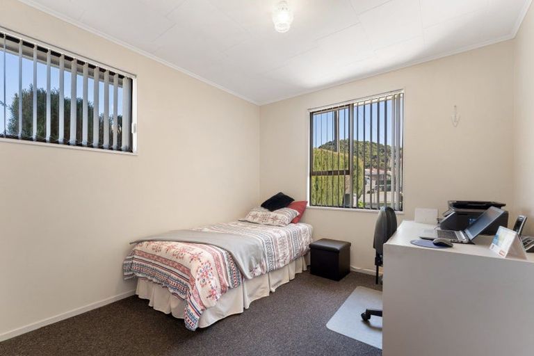 Photo of property in 111 Waikawa Road, Picton, 7220