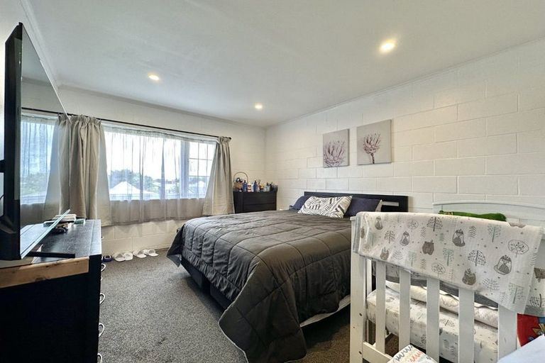 Photo of property in 5b William Booth Grove, Trentham, Upper Hutt, 5018