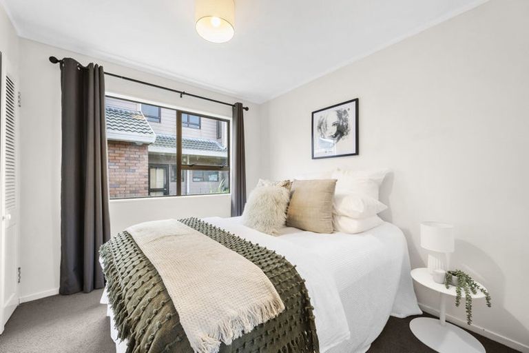 Photo of property in 22 Virginia Grove, Brooklyn, Wellington, 6021