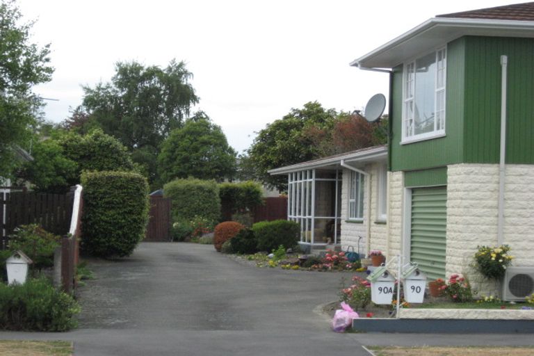 Photo of property in 2/90 Roydvale Avenue, Burnside, Christchurch, 8053