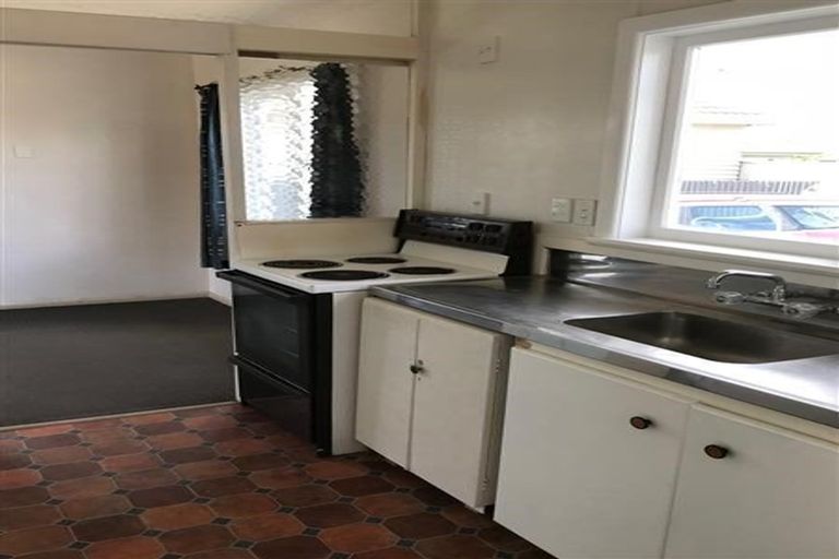 Photo of property in 1105 Cunningham Crescent, Mayfair, Hastings, 4122