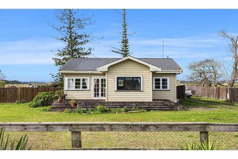 Photo of property in 71 Pouto Road, Dargaville, 0371