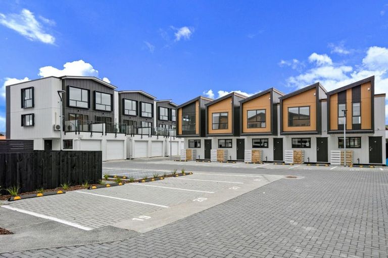 Photo of property in 4 Red Arches Road, Henderson, Auckland, 0610