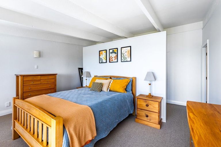 Photo of property in 84 Whiteley Street, Moturoa, New Plymouth, 4310