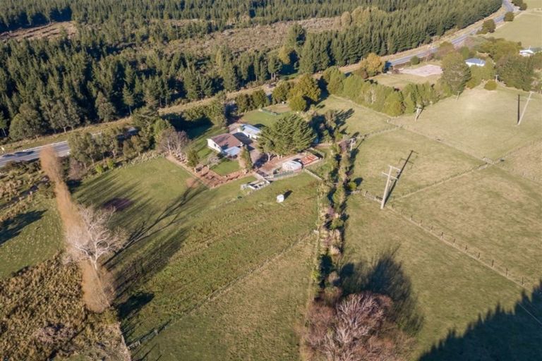 Photo of property in 1629 State Highway 2, Kiriwhakapapa, Masterton, 5881