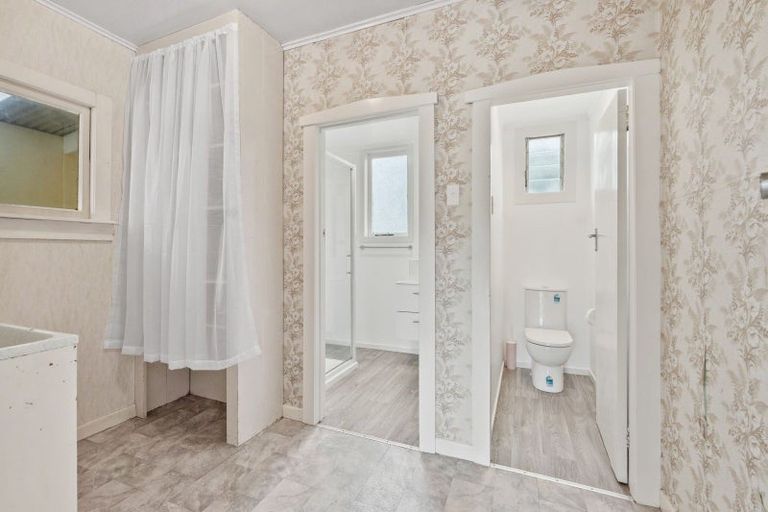 Photo of property in 54 Valley Road, Hikurangi, 0114