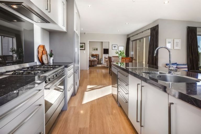 Photo of property in 96 Te Puia Drive, Aotea, Porirua, 5024