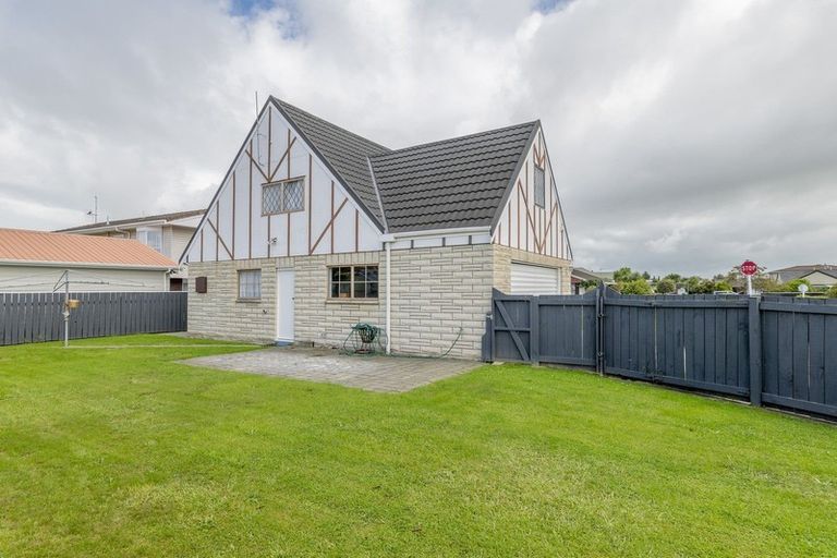 Photo of property in 40 Burn Street, Levin, 5510