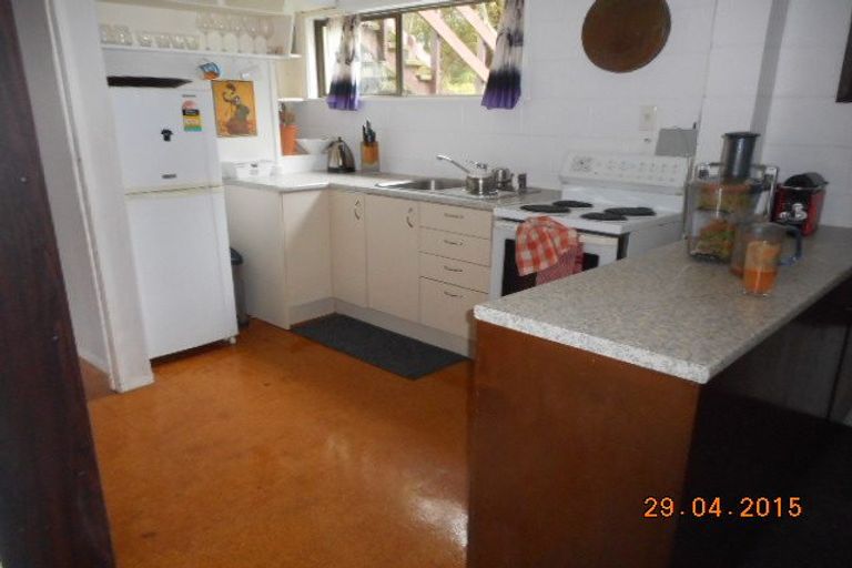 Photo of property in 35 Tauhinu Road, Greenhithe, Auckland, 0632