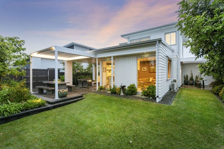 Photo of property in 32 Meteor Road, Hobsonville, Auckland, 0616