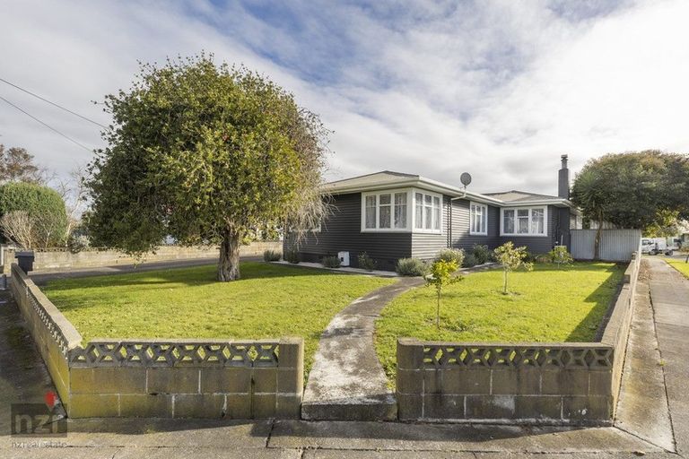 Photo of property in 68 Fairs Road, Milson, Palmerston North, 4414