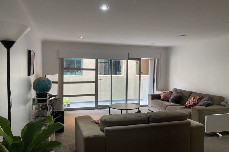 Photo of property in Bellagio Apartments, 3c/39 Taranaki Street, Te Aro, Wellington, 6011