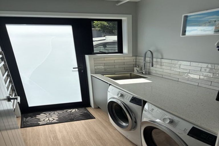 Photo of property in 115a Rosario Crescent, Red Beach, 0932